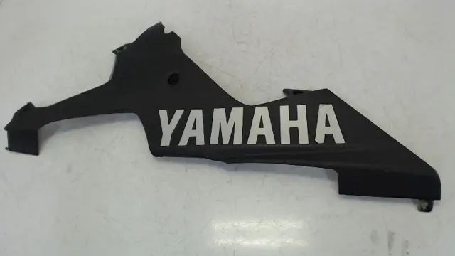 LINKER ONDERKUIP Yamaha YZF R1 2002 - 2003