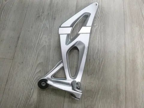 DUO VOETSTEUN RECHTS BMW K 1200 R 2005 - 2008