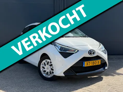 Toyota Aygo 1.0 VVT-i | Achteruitrij Camera | E-Pakket | Airco |