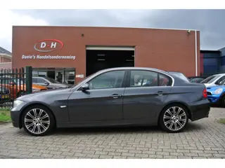 BMW 3-serie 325i High Executive airco automaat apk 03-09-2027 inruil mogelijk nap
