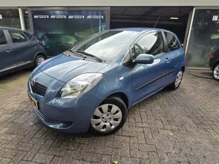 Toyota Yaris 1.3 VVTi Sol | 2E EIGENAAR | 3/6 OF 12MND GARANTIE | AIRCO | ELEC RAMEN | NW APK |
