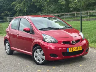 Toyota Aygo 1.0-12V Comfort Navigator /UNIEK/AUTOMAAT/NAP/NAVI/AIRCO/