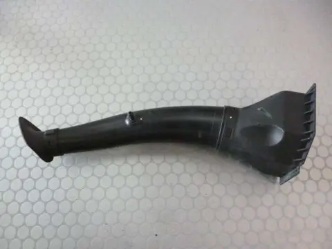 RECHTER LUCHTAANZUIGBUIS BMW K 1300 S 2008 - 2013