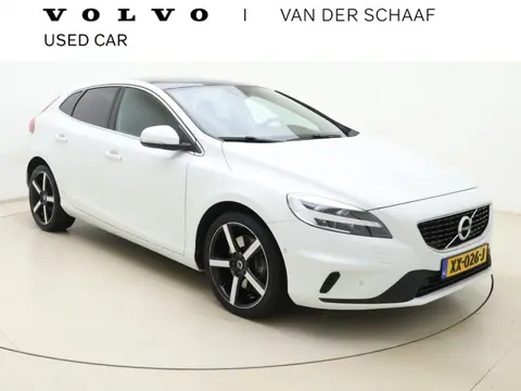 Volvo V40 T3 152PK Polar+ Sport / 18 inch velgen / H&K audio / Trekhaak / Panoramisch dak / Pdc came
