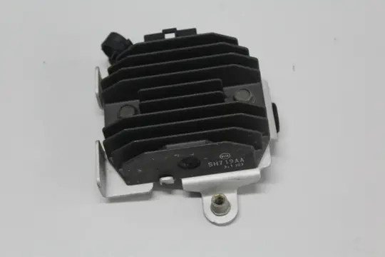 SPANNINGSREGELAAR Yamaha FZ6 2004 - 2007