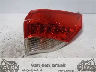 Renault Laguna 5 deurs Hatchback 2007-2015 Achterlicht rechts buitenzijde