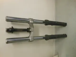 VOORPOTEN COMPLEET Aprilia Caponord 1000 2001 - 2007