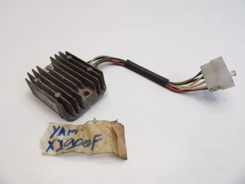 SPANNINGSREGELAAR Yamaha XJ 900 F 1983 - 1994