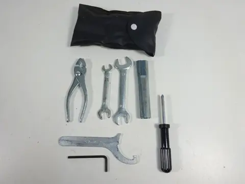 GEREEDSCHAPSET Suzuki GSR 750 2011 - 2016