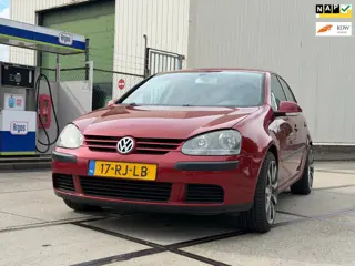 Volkswagen Golf 1.6 FSI 2005 5drs Carplay/Airco/17inc APK