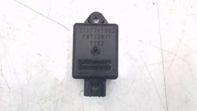 RELAIS Kawasaki ZR 7 1998 - 2003