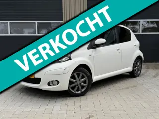 Toyota Aygo 1.0-12V Dynamic Navigator | airco | 5 deurs | eerste eigenaar | lage km stand | nieuwe k