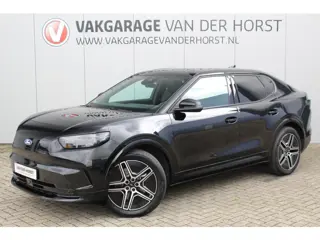 Ford Capri Premium Extended Range RWD 77 kWh. Vol elektrisch ! Okt. 2025, slechts 17.000km ! Camera,