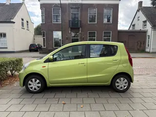 Daihatsu Cuore 1.0 Premium AIRCO GOED ONDERHOUDEN VEEL BEEN RUIMTE ACHTER IVM ACHTERBANK VERSCHUIFBA