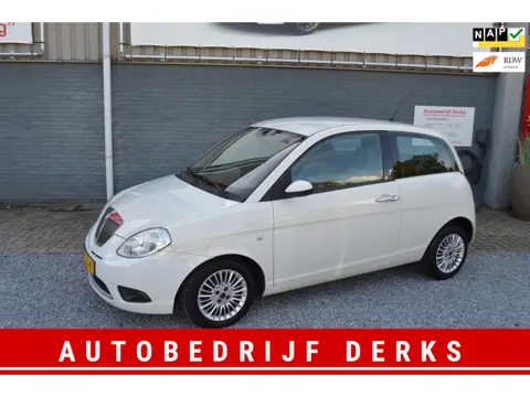 Lancia Ypsilon 1.2 Argento Airco | Stuurbekrachtiging | Jaar APK|