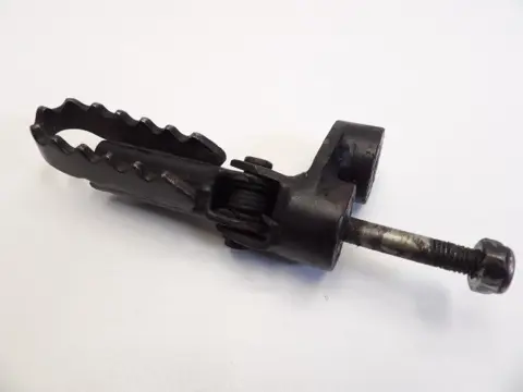 VOETSTEUN LINKS Suzuki DR 800 1970 - 2012