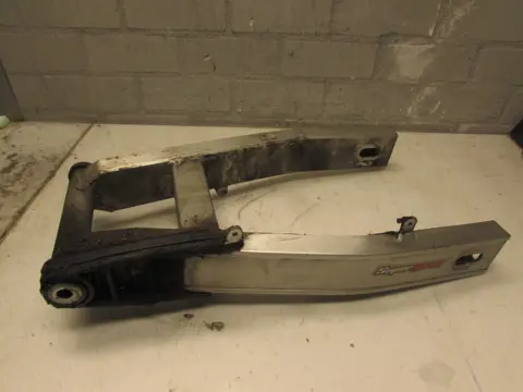 ACHTER BRUG Yamaha FAZER 600 2001 - 2003