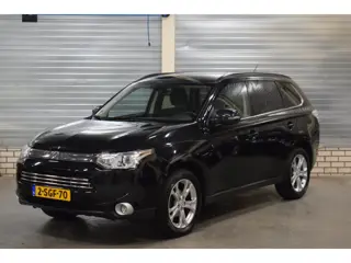 Mitsubishi Outlander 2.0 Intense+ Automaat 7 Persoons Volledige onderhoudshistorie incl facturen.