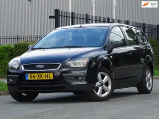 Ford Focus Wagon 1.6-16V Futura NAP/AIRCO/CRUISE/APK 6-2027