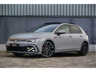 Volkswagen Golf 2.0 TSI GTI Panoramadak/Harman-Kardon/Matrix/Camera/19Inch/DealerOH