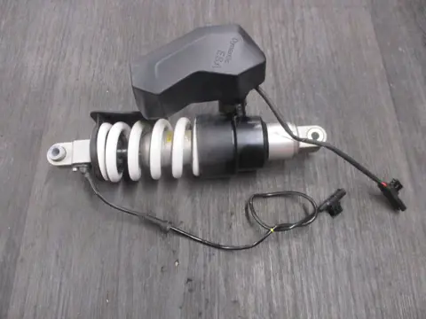 ACHTER SCHOKBREKER BMW R 1200 R LC 2014 - 2015