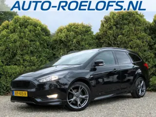 Ford Focus Wagon 1.5 ST-Line * Navi * Cruise * Carplay *
