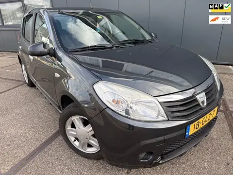 Dacia Sandero 1.4 Lauréate | Nap | Airco | Trekhaak |
