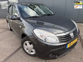 Dacia Sandero 1.4 Lauréate | Nap | Airco | Trekhaak |