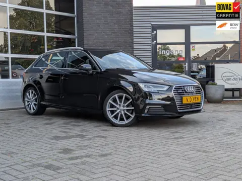 Audi A3 Sportback 40 e-tron Advance Sport | Apple Carplay | S-line interieur | ACC | Zwenkbare Trekh