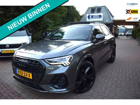 Audi Q3 45 TFSI e S-LINE AUTOM/PANO DAK/ADAP CRUISE/TREKH/MATRIX LED/NAVI/CAMERA/CARPLAY/PDC V+A/STO