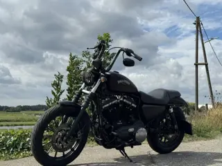 Harley-Davidson XL 883R Sportster Roadster BLACK (bj 2014)