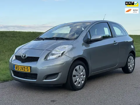 Toyota Yaris 1.3 VVTi Aspiration | Automaat | Airco | Parkeersensoren