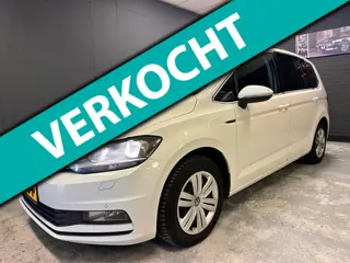 Volkswagen TOURAN 1.6 TDI SCR Connected Series 7P CARPLAY CAMERA APK 2028