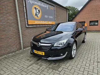 Opel Insignia 2.0 T Cosmo 4x4 (bj 2014, automaat)