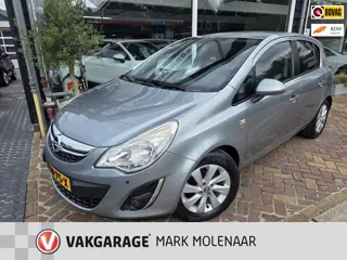Opel CORSA 1.4-16V Cosmo,volautomaat,pdc