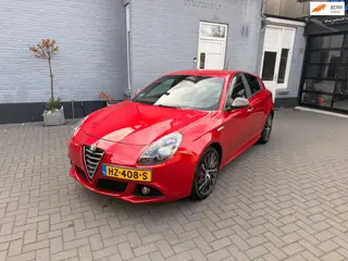 Alfa Romeo Giulietta 1.4 T | QV LINE | MEMORY | 170 PK | ALCANTARA |