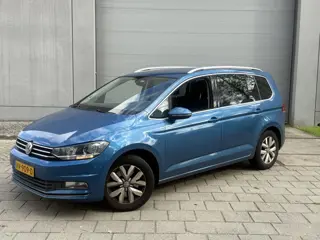 Volkswagen Touran 1.6 TDI SCR Highline 7p (INRUILKOOPJE)