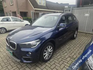 BMW X1 sDrive18i Executive Koppakking defect (bj 2018)