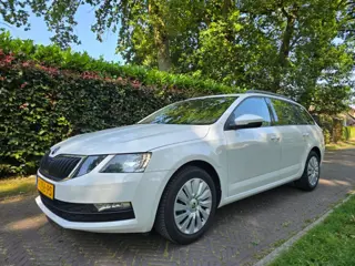 Škoda Octavia Combi 1.6 TDI Grt Ambition (bj 2019)