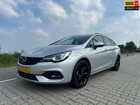 Opel Astra Sports Tourer 1.2 Ultimate, Trekhaak, Camera, Stoelverwarming, Carplay, Cruisecontrol, La