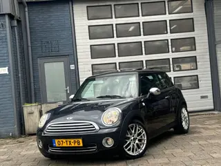 Mini Cooper 1.6 Cooper Chili | Clima | Pano | APK