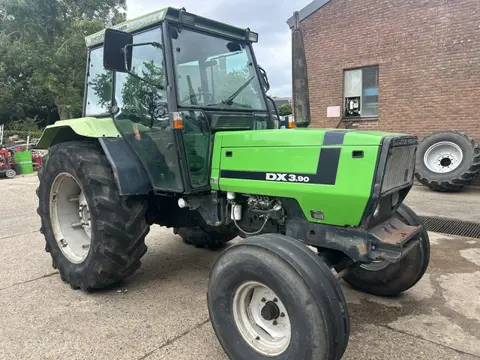 Deutz-Fahr DX 3.90 tractor
