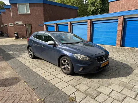 Volvo V40 2.0 D4 R-Design 140kw Business EURO 6 Alcantara