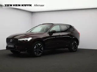 Volvo XC60 2.0 T6 Plug-in hybrid AWD Ultra Dark / Trekhaak / Luchtvering / Panorama dak / 360 camera
