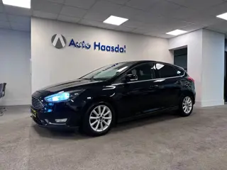 Ford Focus 1.5 Titanium Edition|AUTOMAAT|TREKHAAK|VEEL OPTIES!