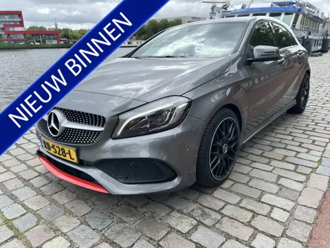 Mercedes-Benz A-Klasse 180 Business Solution AMG airco/ecc navigatie amg pakket