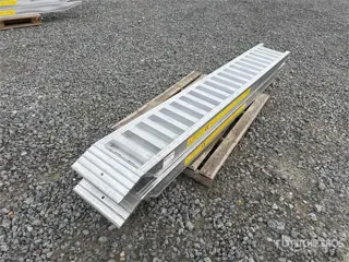 6 Ton Aluminum Loading Ramps (Unused) (bj 2025)