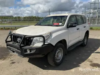 Toyota Land Cruiser Prado 4WD SUV (bj 2015)