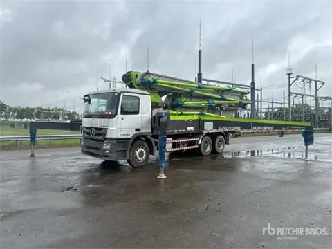 Mercedes-Benz Zoomlion 49X-6RZ 49 m on Mercedes-Benz Actros 334