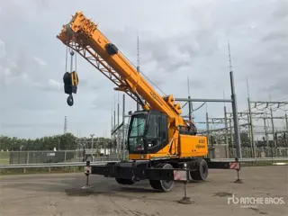 Sennebogen 630 30 t All Terrain Crane (bj 2006)